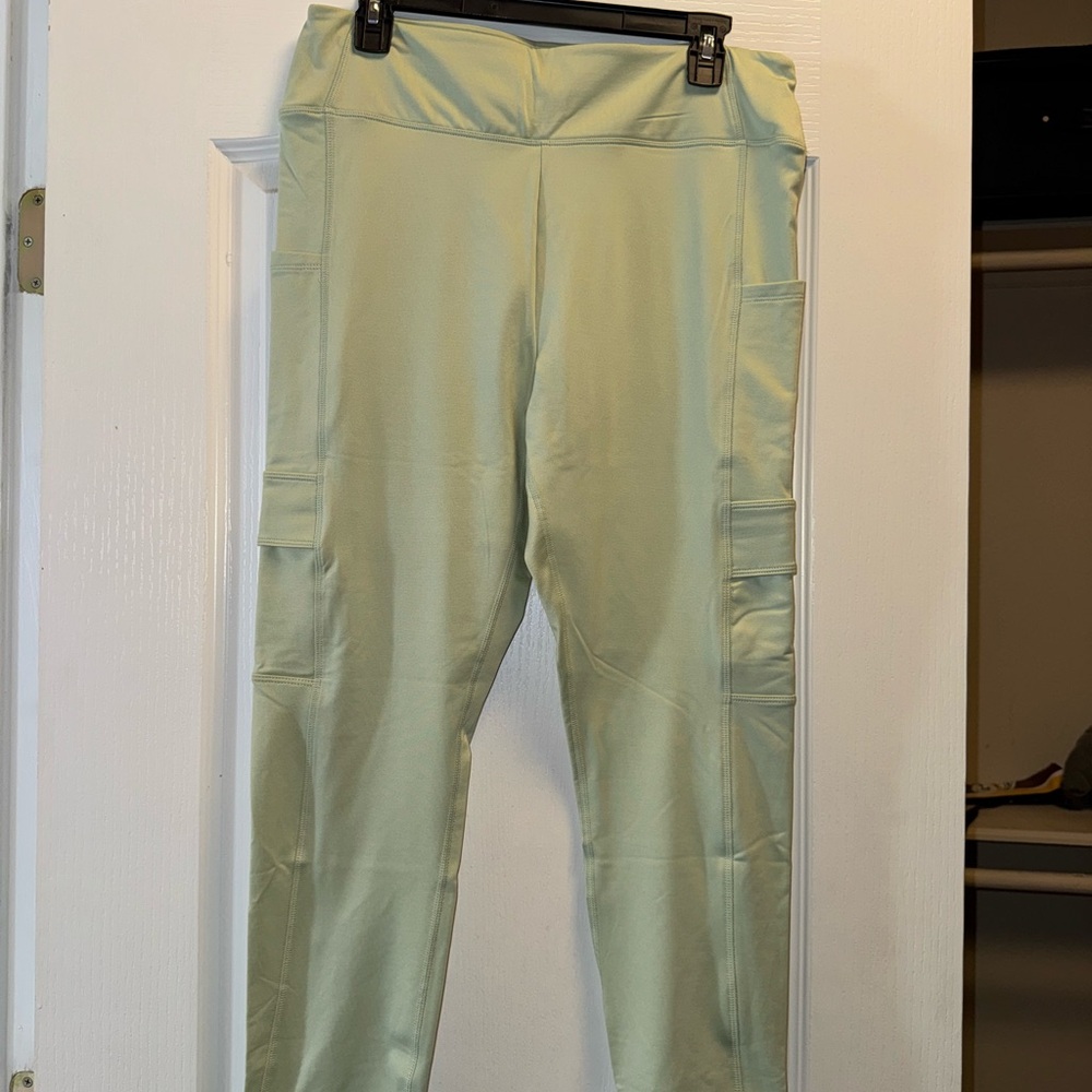 Women's Light Green leggings